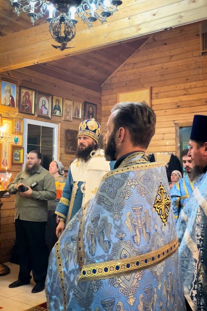 photo1665693481