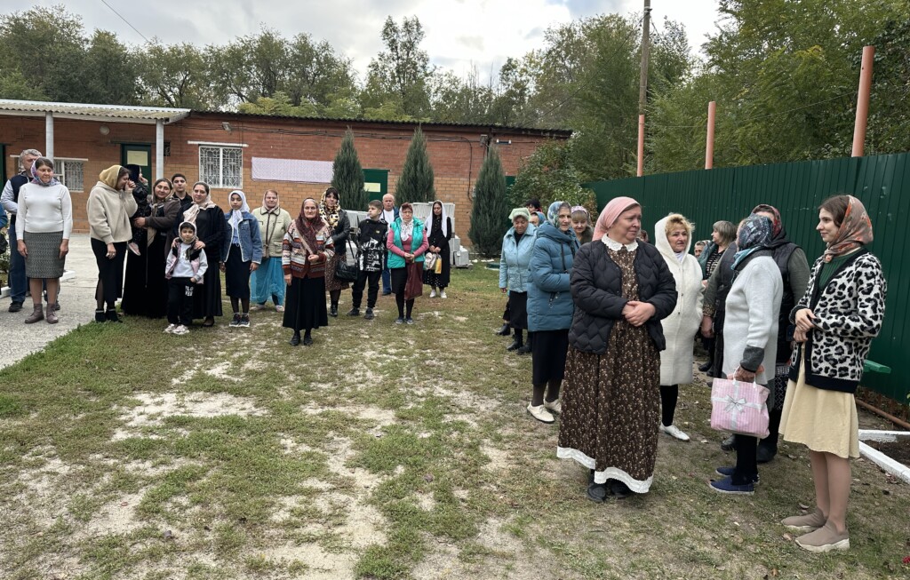 2 image-14-10-23-04-07-9