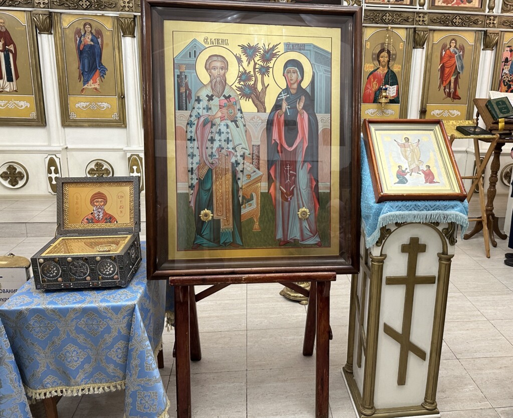 4 image-14-10-23-04-07-1